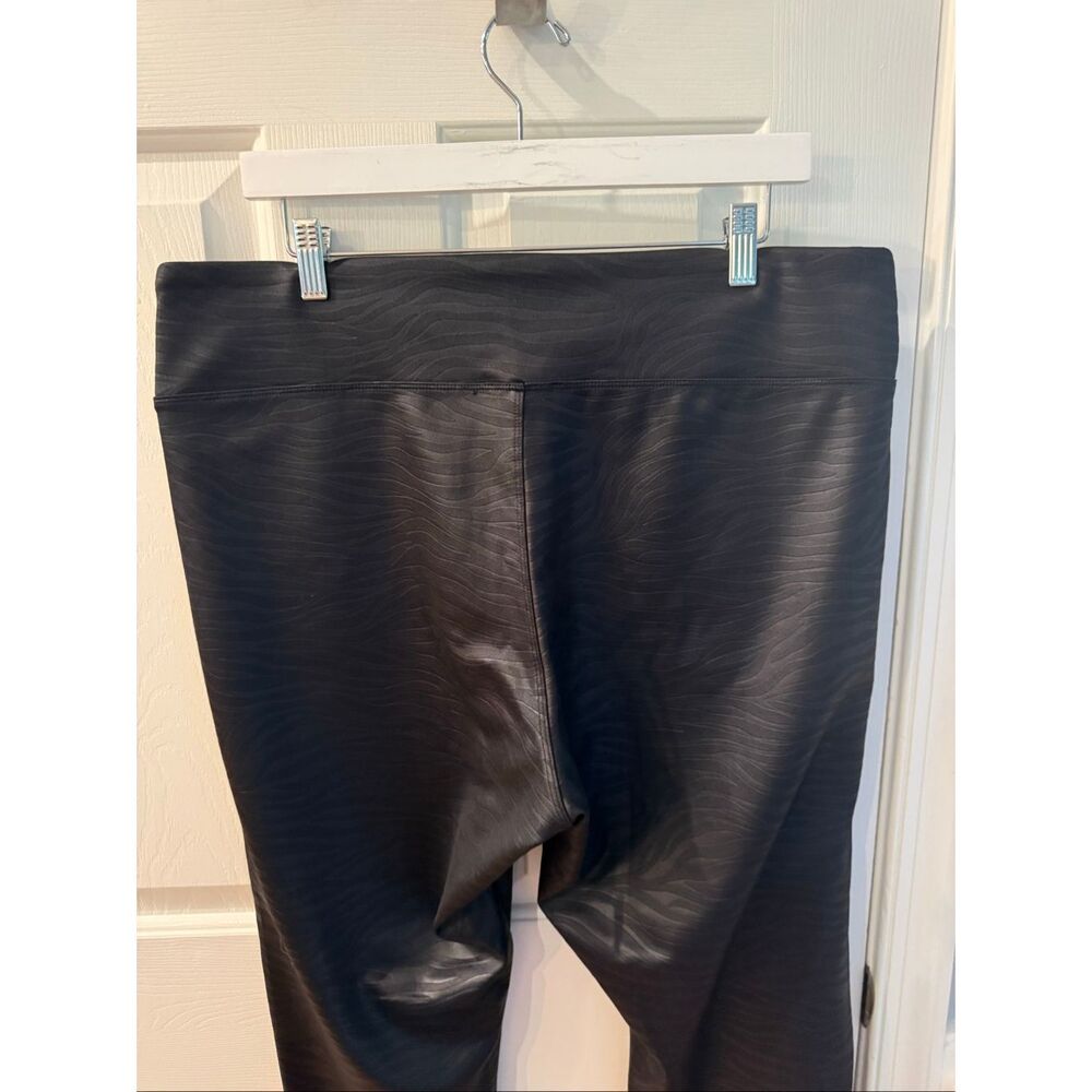Express Black On Black Animal Print Leggings sz XL NWT - Picture 4 of 6